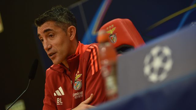 Bruno Lage na conferência de imprensa de antevisão do Benfica-Barcelona (foto: Miguel Nunes)