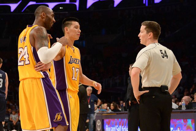 Kobe e o tratamento do silêncio que deu ao colega de equipa durante cinco meses