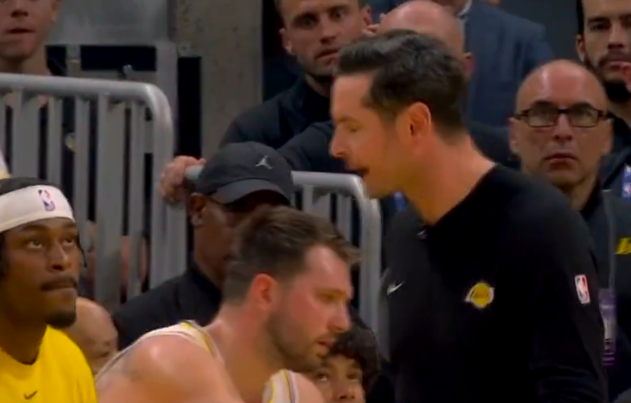 Doncic e JJ Redick trocaram palavras