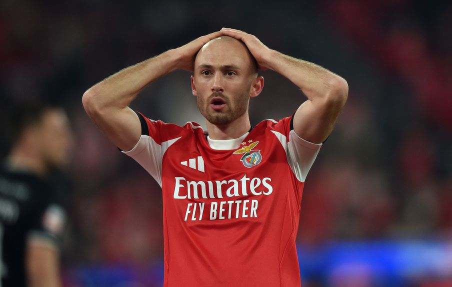 Sem Aursnes, meio-campo do Benfica funciona de forma muito diferente — Foto Miguel Nunes