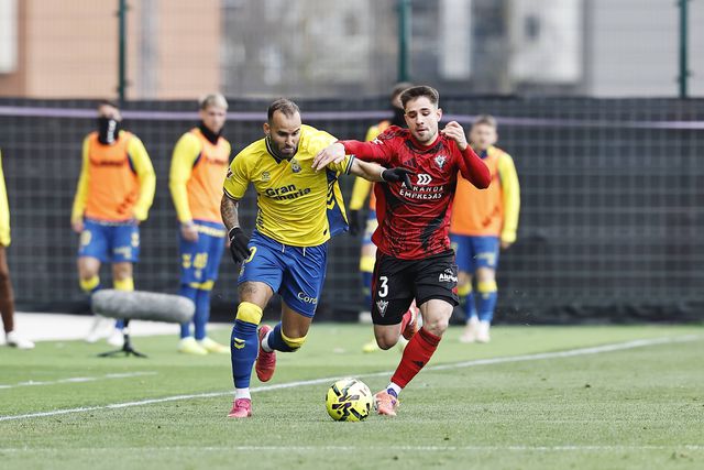 Ex-Sporting confessa: «Champions foi especial, mas subir com o clube da terra…»