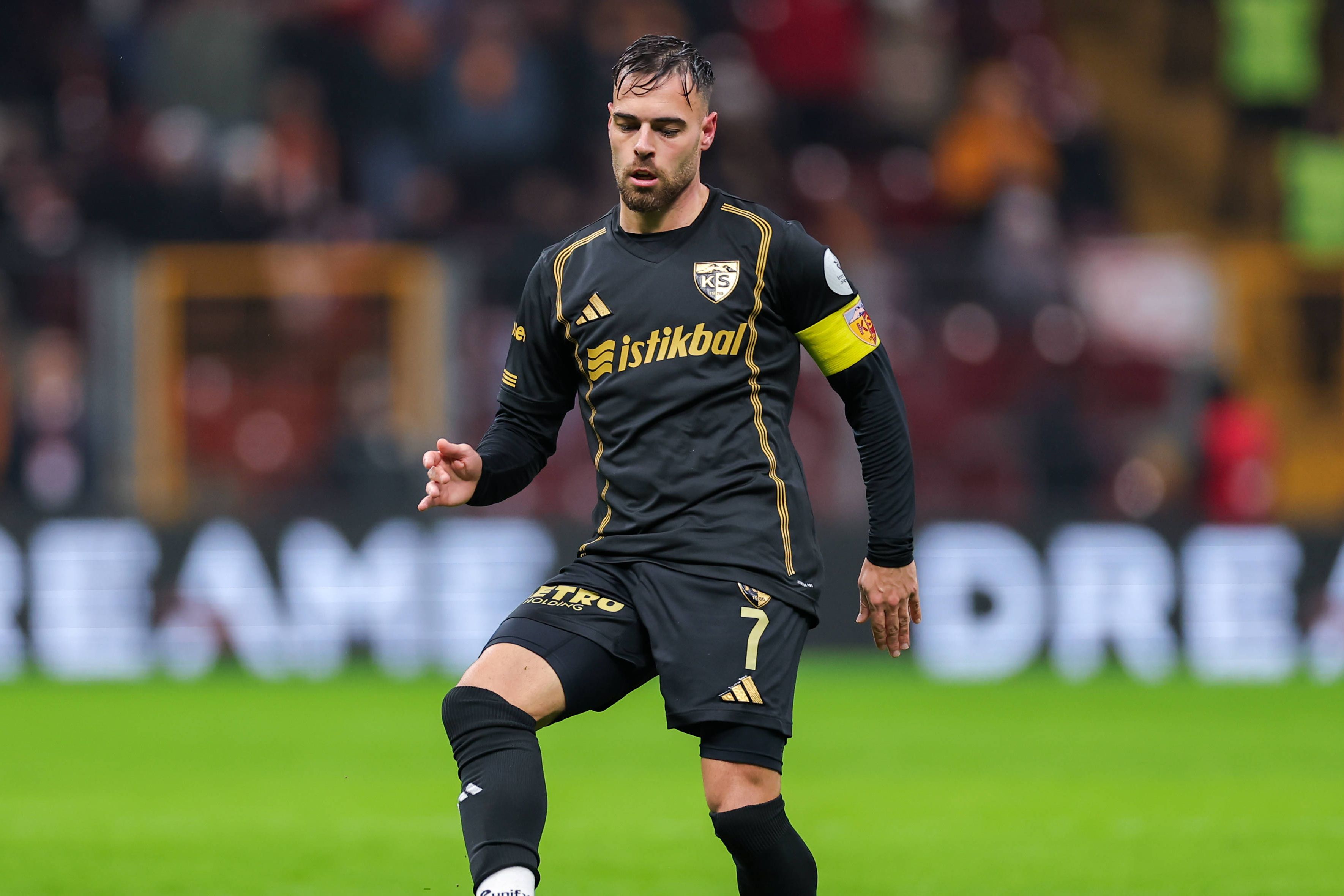 Miguel Cardoso, português e capitão do Kayserispor