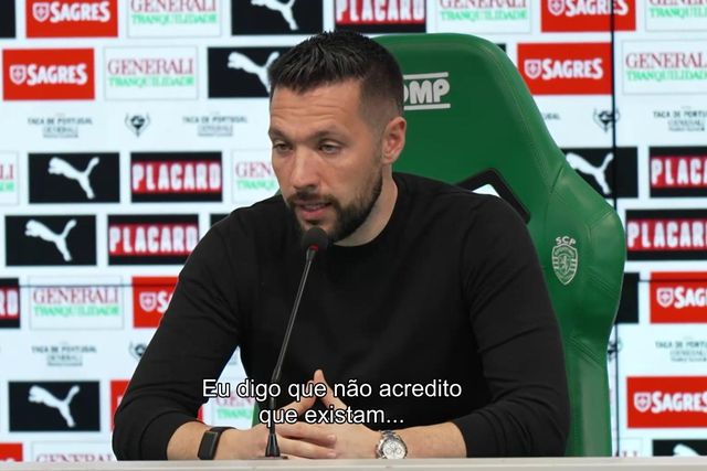 «O penálti é claro, o problema está nas situações menores, na má gestão dos cartões...»