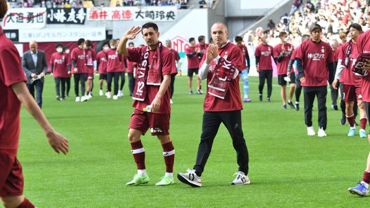 Iniesta e Bojan Krkic muito perto de aquirirem um clube na Dinamarca