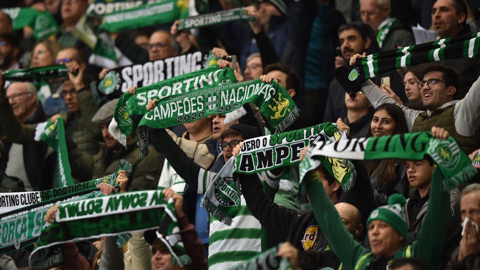 Sporting: tochas valem multa de 12.750 euros