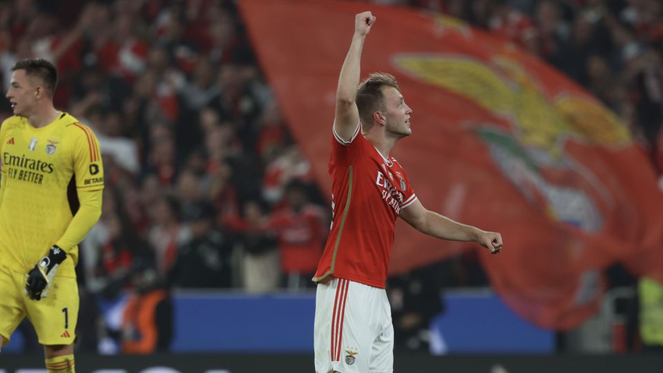 Benfica: Tengstedt em vantagem