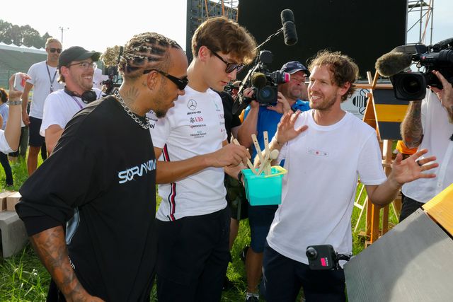 Hamilton admite que Vettel seria «uma opção fantástica» para a Mercedes