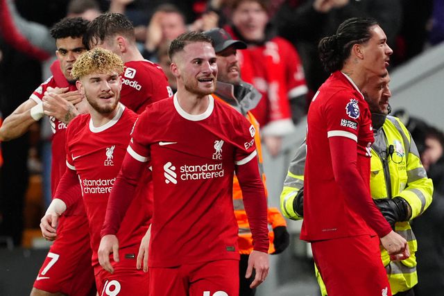 Premier League: Liverpool livra-se de susto frente ao lanterna-vermelha