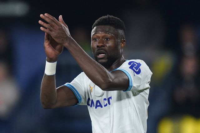 Mbemba nos convocados do Marselha para o Benfica