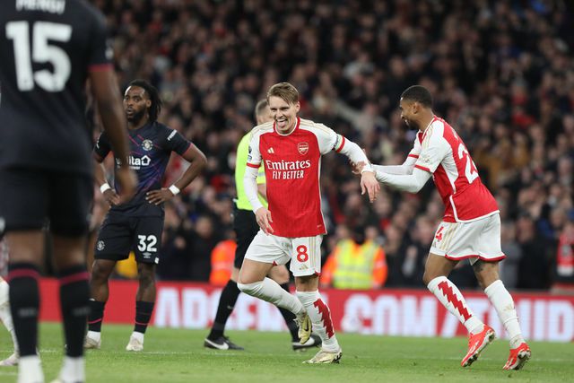 Arsenal termina registo impressionante de Luton Town na Premier League