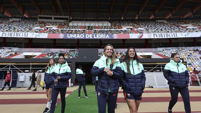 Seleção já sentiu a relva em Leiria