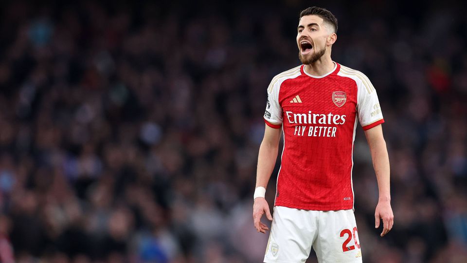 Oficial: Jorginho renova com o Arsenal