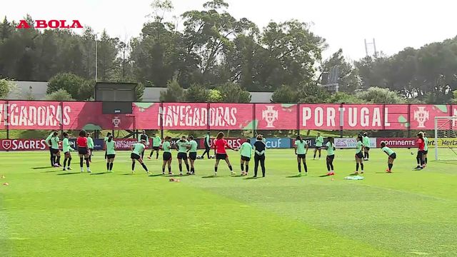 Navegadoras fazem último ensaio para a Bósnia