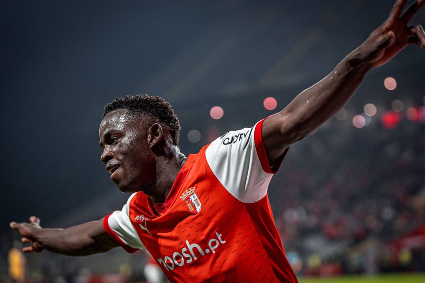 FIFA confirmou elegibilidade de Roger Fernandes representar Portugal