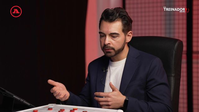 E O TREINADOR SOU EU? FC Porto x Benfica: situações de jogo Benfica