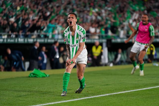 Antony festeja de maneira efusiva no Betis