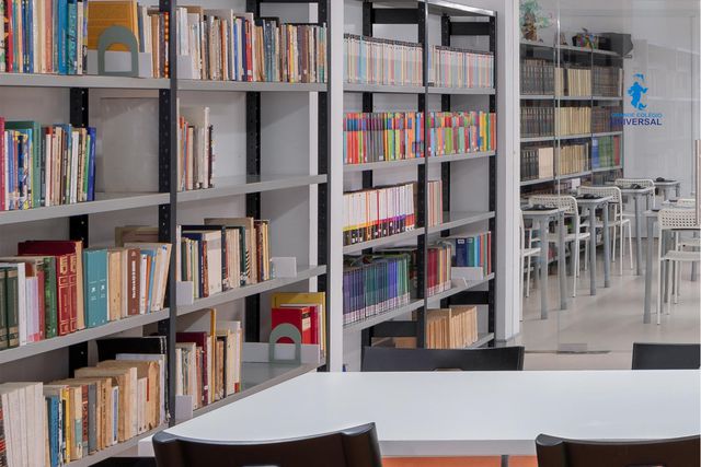 (Foto: Grande Colégio Universal, no Porto)