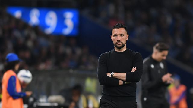 Há um ano, Farioli perdeu o título neerlandês na ponta final com o Ajax... - Foto: LUSA