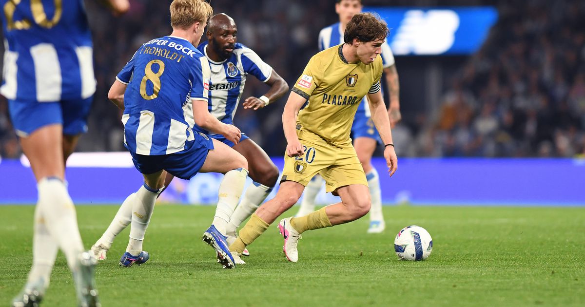 «Está-se a tirar o mérito ao Famalicão»