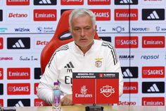 «Permanência de Otamendi está nas mãos do jogador»