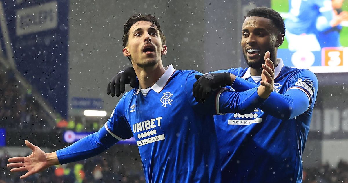 Chermiti ajuda Rangers a subir à liderança com vitória sofrida