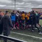 Agressões entre treinadores lançam o caos em liga amadora de Inglaterra (vídeo)
