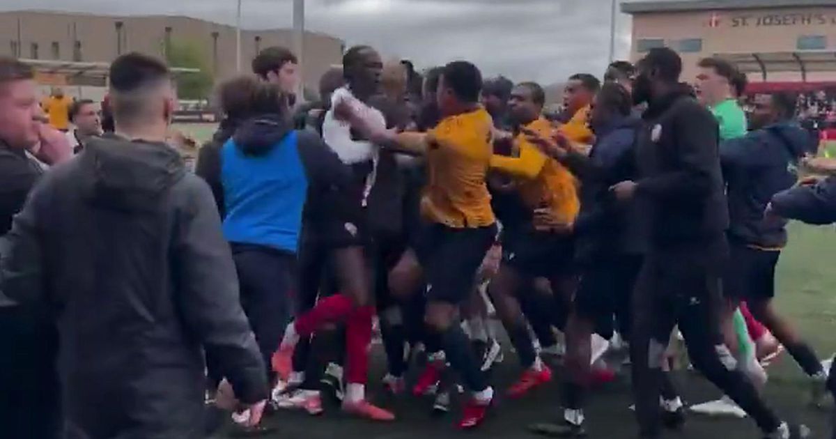 Agressões entre treinadores lançam o caos em liga amadora de Inglaterra (vídeo)