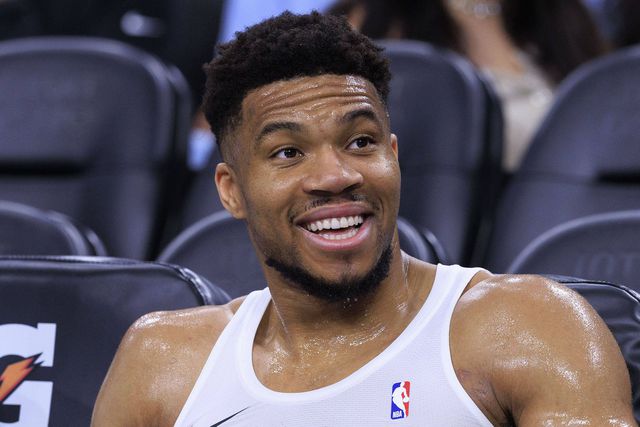 NBA abre investigação aos Bucks pelo afastamento de Antetokounmpo