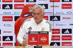 Mourinho 'imita' Farioli: «Também vou dizer que estou 100% com o meu presidente»