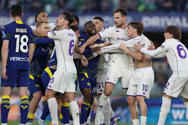 Confusão entre Suslov e Gudmundsson