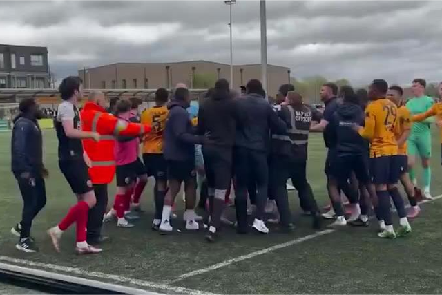 Confusão na 6.ª divisão inglesa