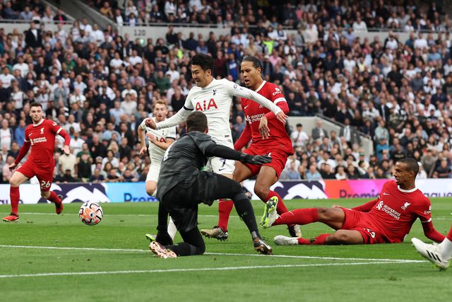 Liverpool-Tottenham: duelo de equipas em crise