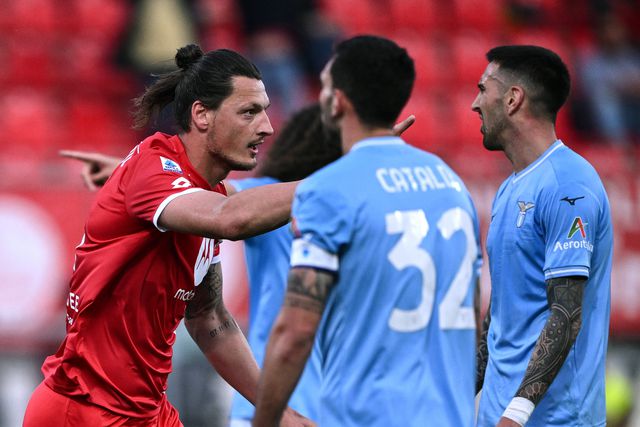 Serie A: Lazio falha aproximação aos lugares de ‘Champions’