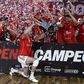 Benfica vence Sporting na 'negra' para vencer pentacampeonato