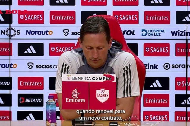 Schmidt: «Para mim é claro que vou ficar até 2026, foi por isso que renovei»