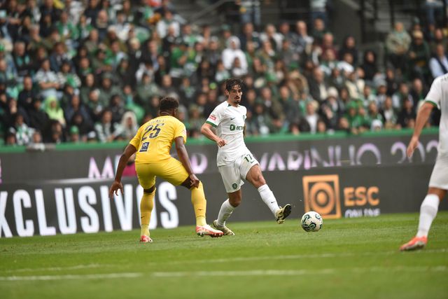 Vídeo: Trincada de Trincão e o Sporting já ganha por 2-0