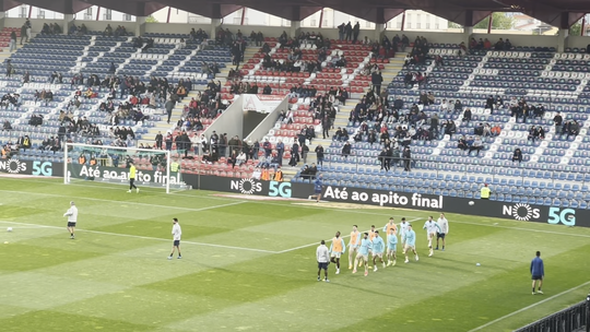 Aquecimento da equipa do FC Porto com novidades no onze