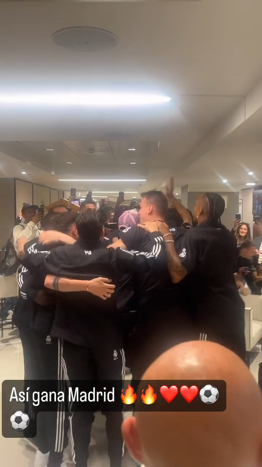 A festa dos jogadores do Real Madrid quando souberam que eram campeões