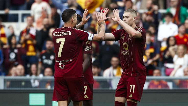Svilar brilha, Roma bate Fiorentina e iguala Lazio no quarto lugar
