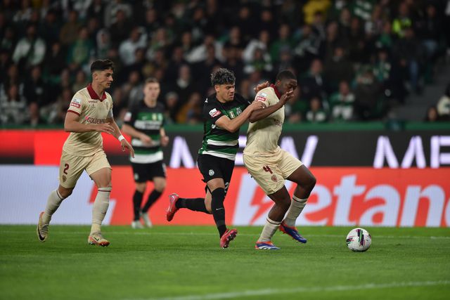 VÍDEO: potente remate de Maxi Araújo deu empate ao Sporting