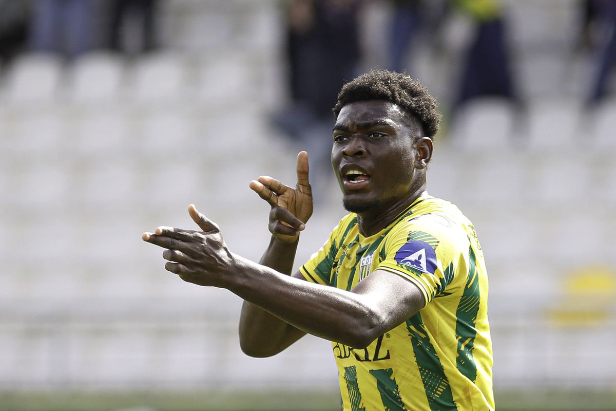 Miro, o héroi da subida do Tondela: «A cidade merecia e precisava disto»