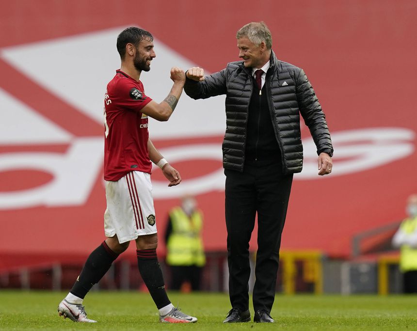 Bruno Fernandes e Ole Gunnar Solskjaer em 2020