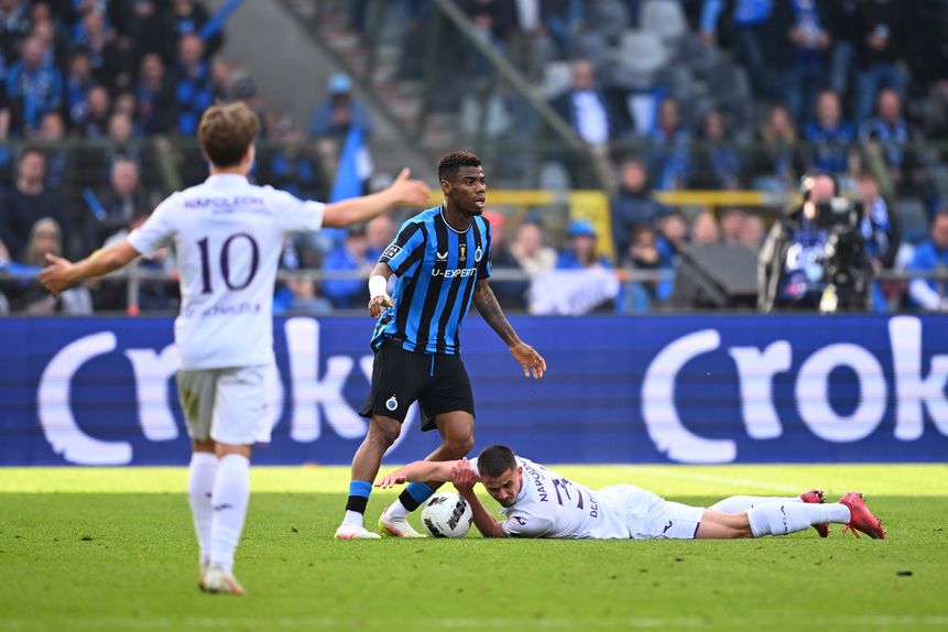 Momento da final entre Club Brugge e Anderlecht