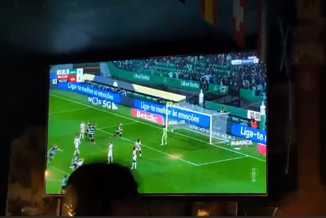 Sporting: veja a festa da equipa de futsal em Le Mans