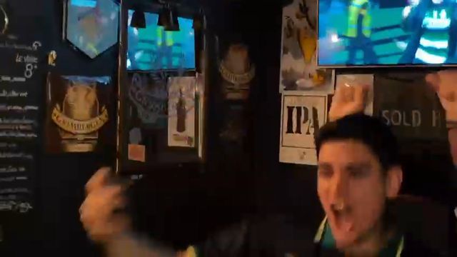 Sporting: veja a festa dos jogadores de futsal em França ao golo de Quaresma