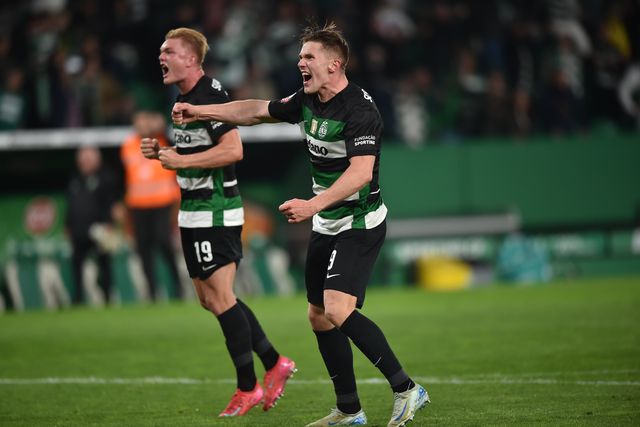 Conrad Harder e Viktor Gyokeres celebram vitória do Sporting sobre o Gil Vicente, na 32.ª jornada da Liga 2024/2025