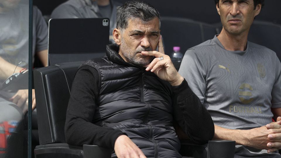 Milan sem Conceição no banco na última jornada; candidatos ao título também sem treinadores  