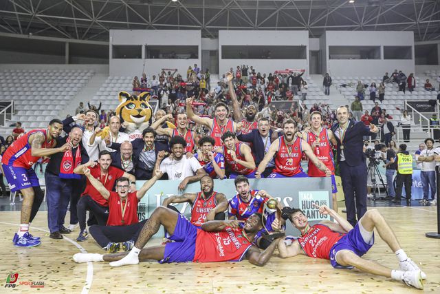 Oliveirense, a defesa que desnorteou o FC Porto e um suplente revolucionário