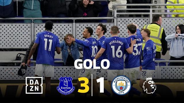 Defesa do City aos papéis e Everton chega ao 3-1!