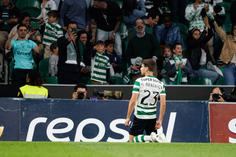 Daniel Bragança foi o substituto 'natural' de Hjulmand, em campo e na liderança — Foto: IMAGO